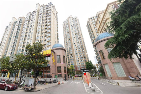 泰丰国际城精装两室首付5万拎包入住住家户装修